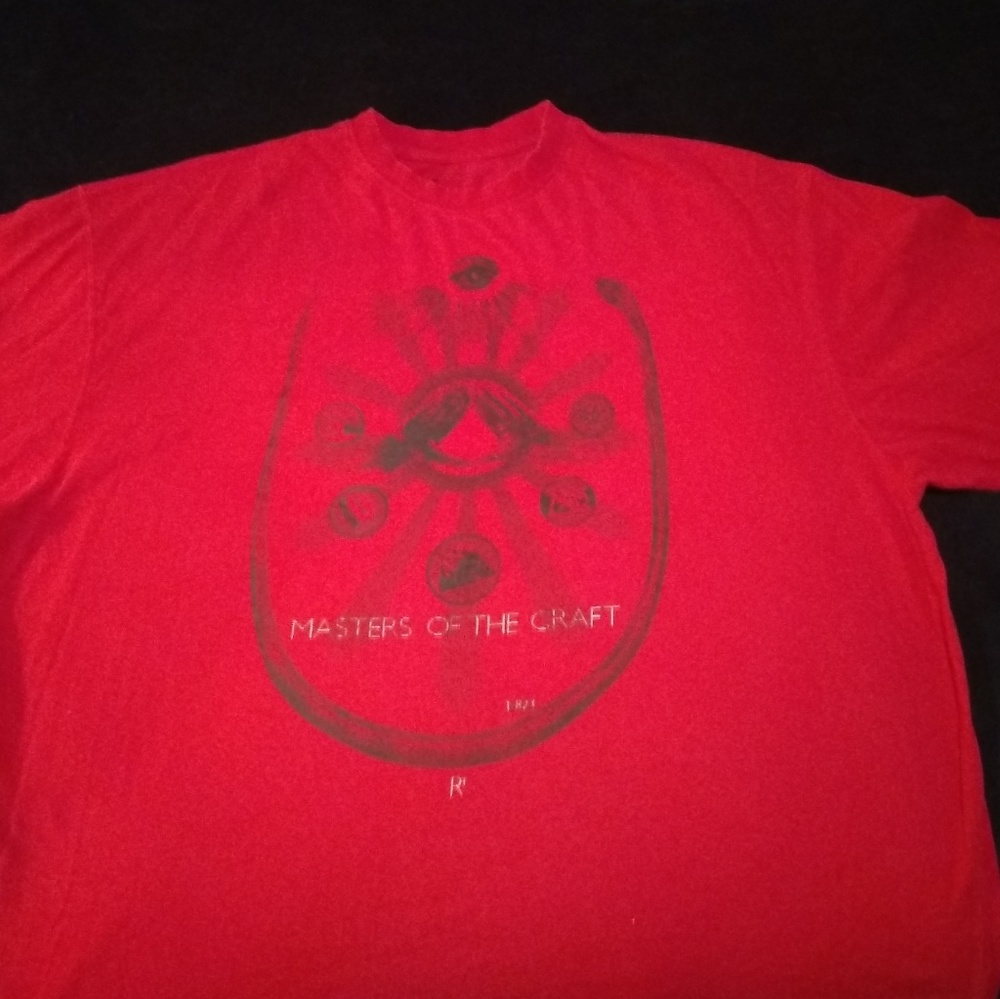 5xl roca wear shirt